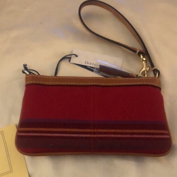 Dooney & Bourke Red Tartan & Brown Leather Trim ZA Wristlet NWT - Picture 8 of 16